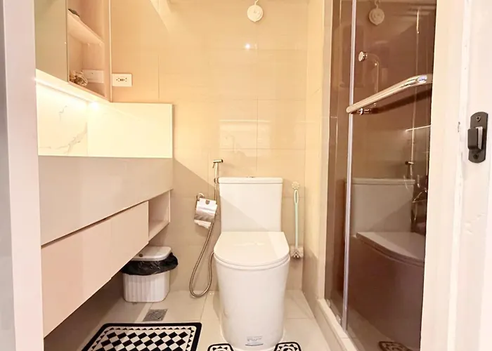 Bayshore Getaway Condotel By Clowie